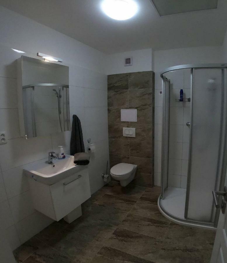 Apartmany U Zamecku Hlohovec Eksteriør bilde